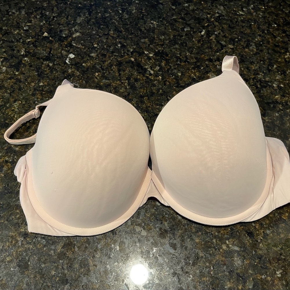 Victoria’s Secret Bra.